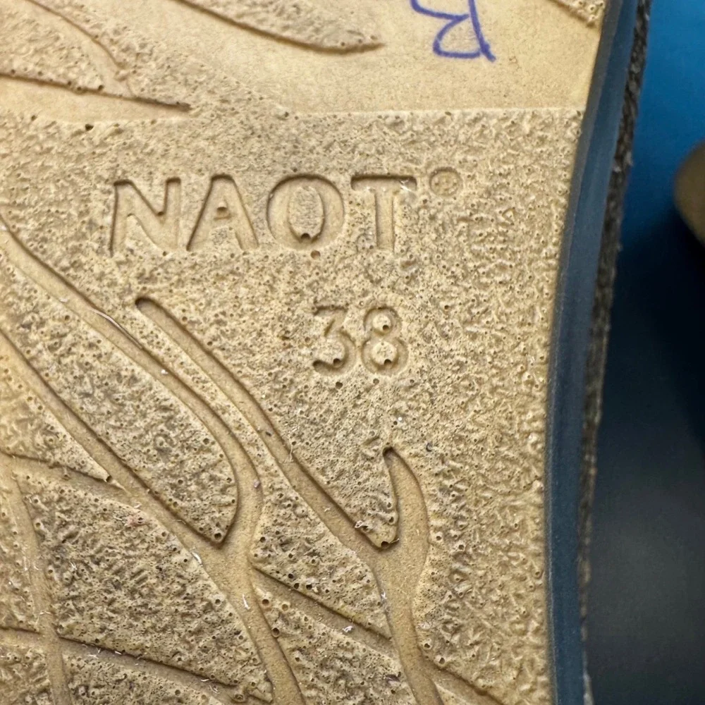 Naot Women 6-6.5 EU 37 Beige Gold Leather Cork Wedge Sandals Ankle Strap Israel